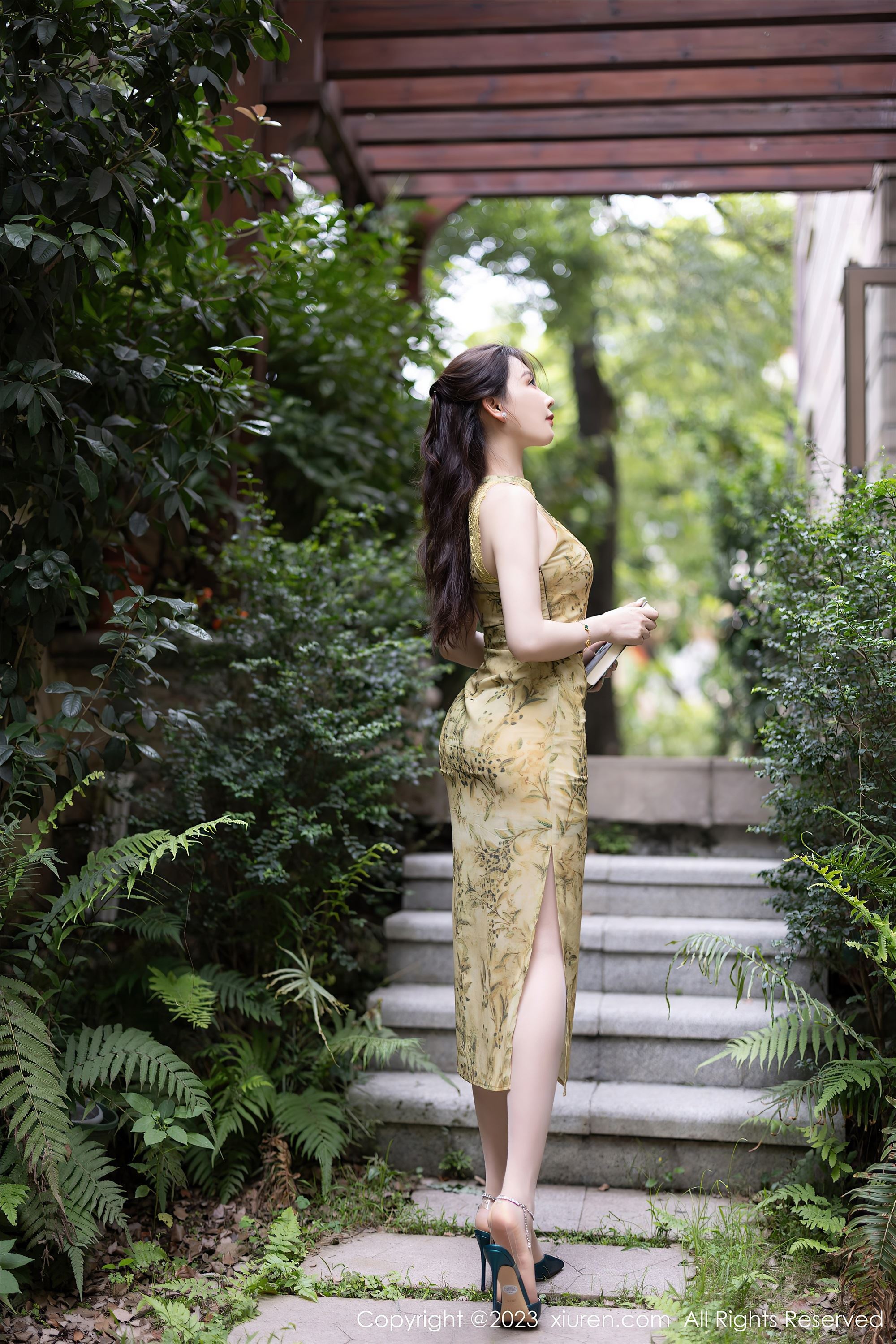 XiuRen秀人网  2023.07.14 NO.7083 徐莉芝Booty